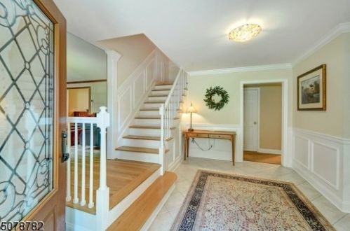 27 Corn Hill Dr, Morristown, NJ 07960-2628