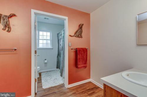 28 Tynemouth Dr, Lumberton Township NJ 08048-5801 exterior