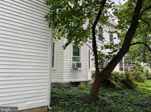 20 Maple St, Princeton NJ 08542-3852 exterior