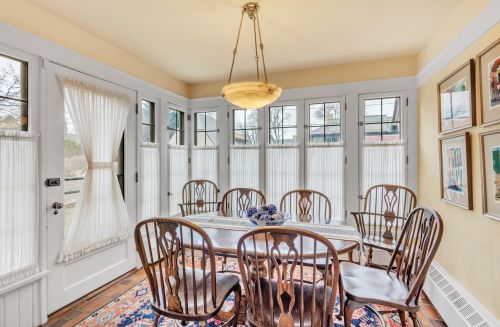 3445 Lk Dr, Milwaukee WI 53235-0037 exterior