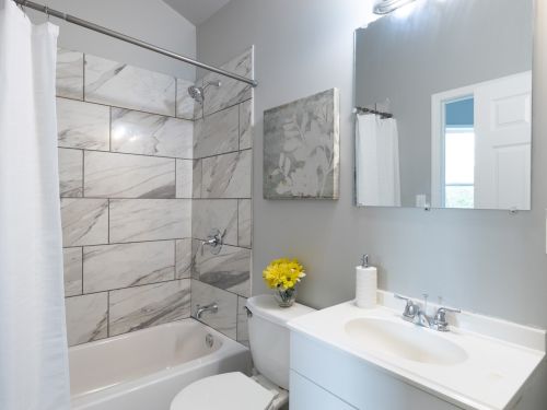 5330 Wabash Ave, Chicago IL  60615-4669 exterior