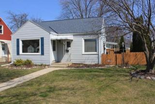 3526 Lenox St, Milwaukee WI  53207-3451 exterior