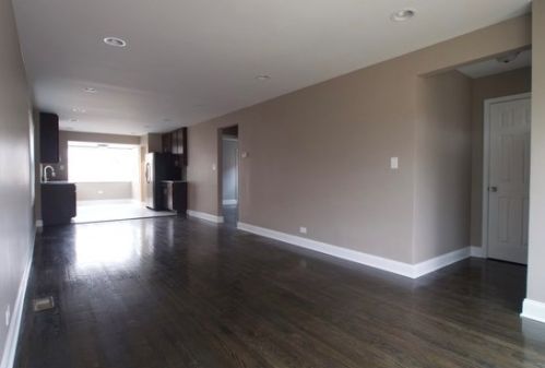 9743 University Ave, Chicago, IL 60628-1614