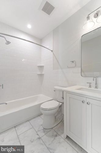 1332 Independence Ave, Washington DC  20003-2365 exterior