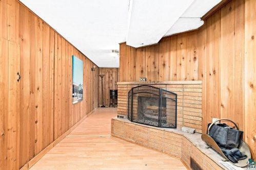 420 Sparkman Ave, Duluth MN 55803-2311 exterior