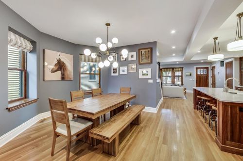 4727 Artesian Ave, Chicago IL 60645-5302 exterior