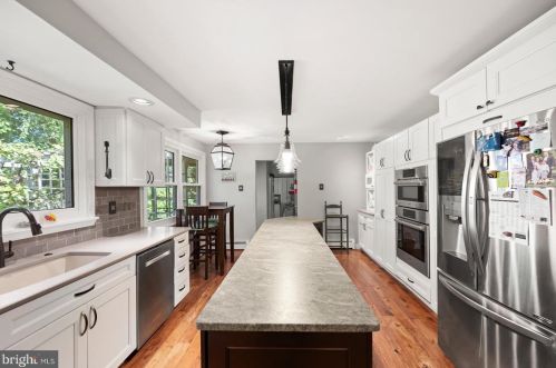 233 Old State Rd, Limerick PA 19468-3116 exterior