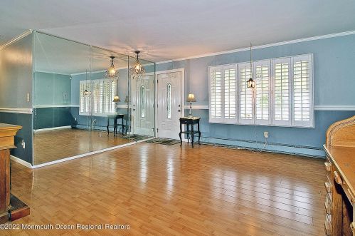 363 Constitution Dr, Lacey NJ 08731-1723 exterior