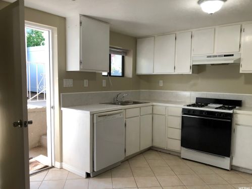 8568 1555, Sandy UT exterior