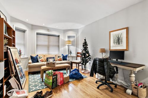 2147 Shakespeare Ave, Chicago IL 60647-3217 exterior