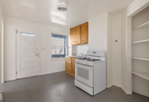 25 7th St, Paterson NJ  07522-3801 exterior