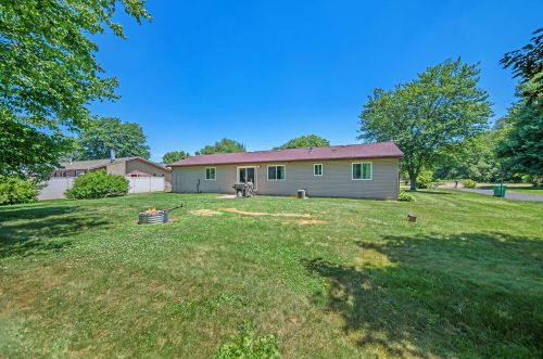 58510 Greenfield Ct, Three Rivers MI  49093-8535 exterior