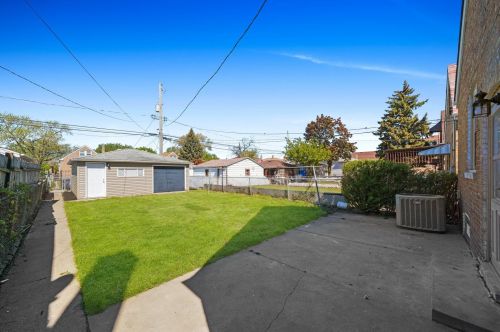 5548 Kilbourn Ave, Chicago IL  60629-4808 exterior