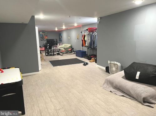 1306 Carlisle St, Philadelphia PA 19132-4505 exterior