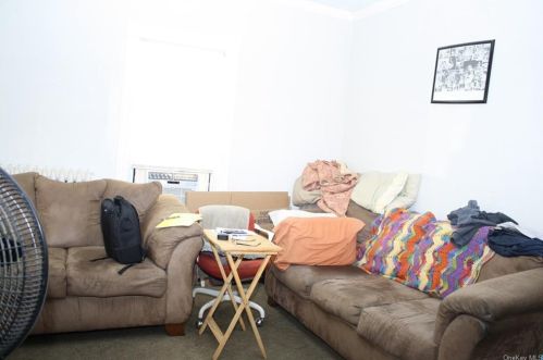 526 Simpson Pl, Peekskill NY 10566-4522 exterior