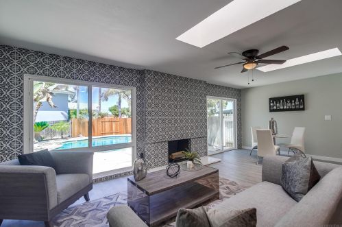 6979 Bobhird Dr, San Diego CA  92119-2021 exterior