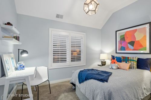 3320 Hamilton Ave, Chicago IL 60636-1018 exterior