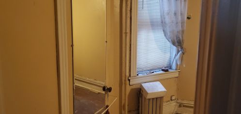 6811 Wabash Ave, Chicago IL 60628-2737 exterior