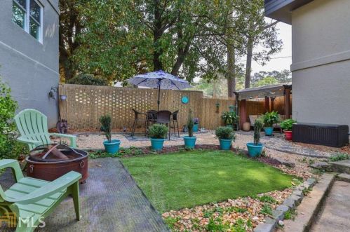 290 Lakemoore Dr, Atlanta GA  30342-3829 exterior