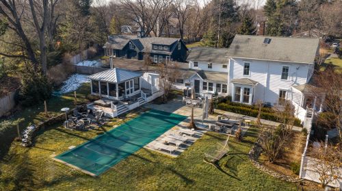 113 North Ave, Westport CT  06880-2727 exterior