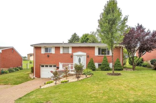 154 Castle Dr, Pittsburgh, PA 15235-1854