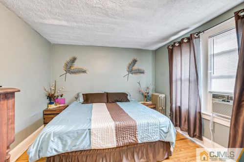 32 2nd St, Perth Amboy NJ 08861-4608 exterior