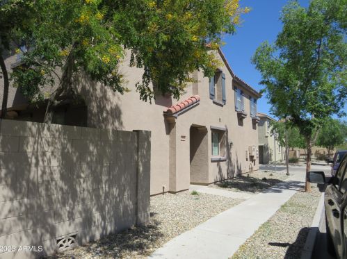 7468 31st Way, Phoenix AZ  85042-6062 exterior