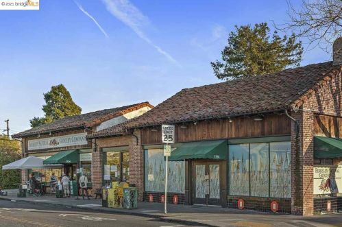 1070 Peralta, Berkeley CA 94706-2118 exterior