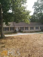 3186 Manor Cir, Atlanta, GA 30311-2216