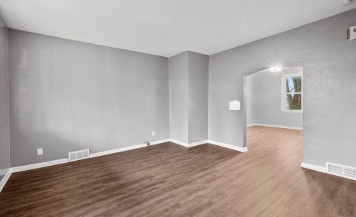 76 Montclair Ave, Pittsburgh PA 15229-1754 exterior