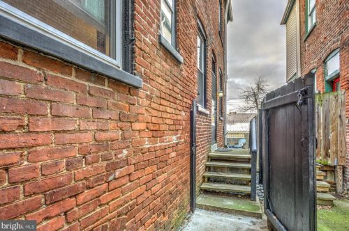 405 King St, Lancaster PA 17602-3004 exterior