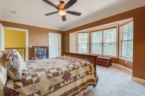 822 Hamilton St, Milwaukee WI 53202-1607 exterior