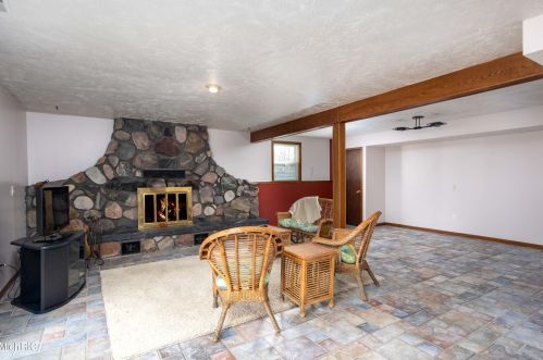 3653 108 St, Byron Township MI 49315-8705 exterior