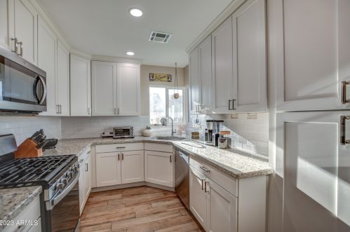 4152 4th Ave, Phoenix AZ  85013-3033 exterior