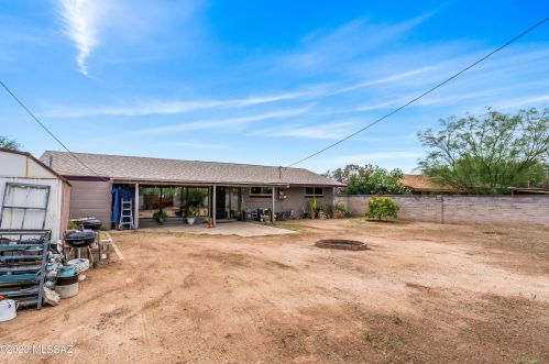 4327 Timrod St, Tucson AZ 85711-4252 exterior