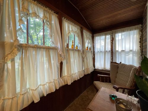 2328 Mangold Ave, Milwaukee WI 53221-4963 exterior