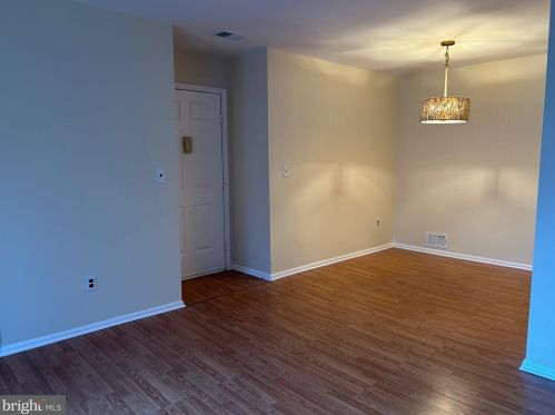 108 Quince Ct, Trenton NJ  08648-4807 exterior