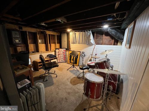 24 Haviland Ave, Camden NJ 08106-1020 exterior