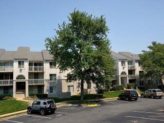 1723 Gosnell Rd, Vienna VA  22182-2549 exterior