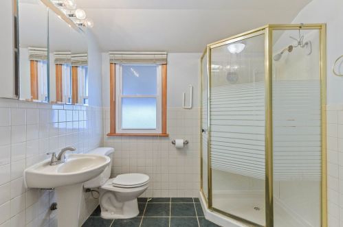 8150 Sacramento, Chicago IL 60655-2302 exterior