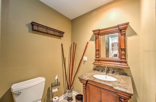 8919 Arrawana Ave, Tampa FL 33614-1810 exterior