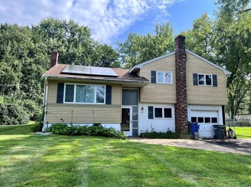 118 Diane Dr, Manchester, CT 06040-6504