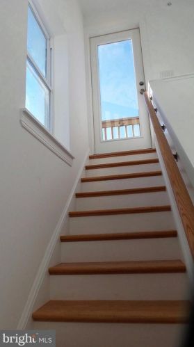 1640 Jackson St, Philadelphia PA 19145-2427 exterior