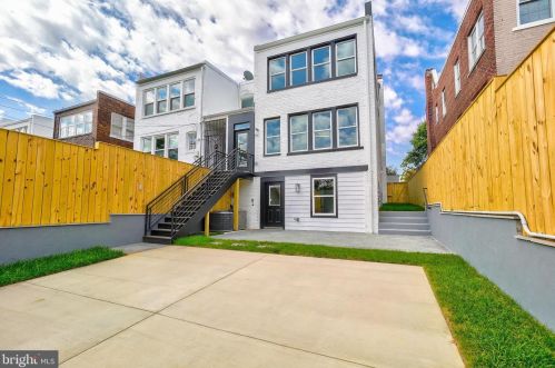 4215 16th St, Washington DC  20011-7005 exterior