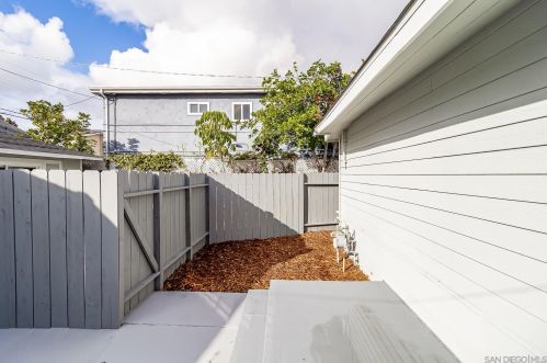 3730 31 St, San Diego CA 92113-2507 exterior