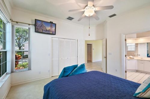 7714 Ahoy Ave, Naples FL 34109-7647 exterior