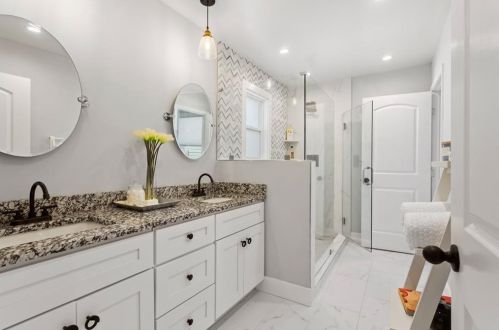 1061 Ashby Grv, Atlanta GA  30314-3146 exterior