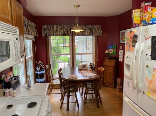 776 Regency Park Dr, Bull Valley IL  60014-8594 exterior