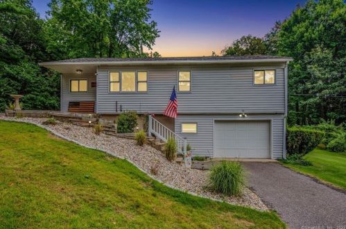 66 Scoville Hl Rd, Torrington CT 06791-1015 exterior