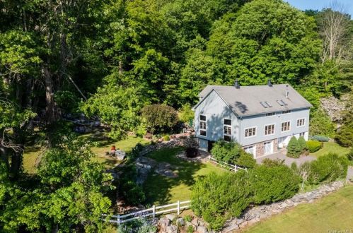 626 Br Rd, Patterson NY 12563-2180 exterior